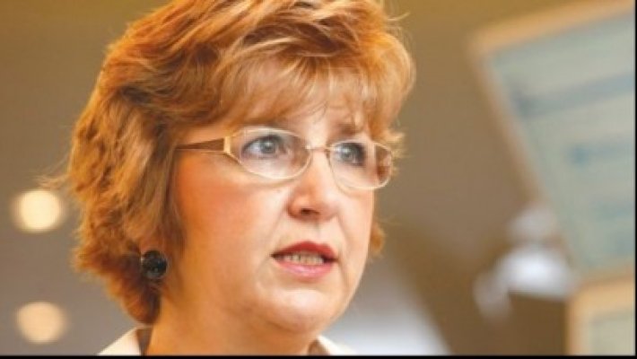 Ipoteză BOMBĂ a Laviniei Şandru: Pe cine ar numi Băsescu PREMIER